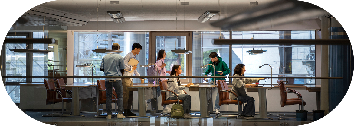 Phát triển cùng đội ngũ: SUM tạo dựng không gian làm việc chuyên nghiệp, an toàn